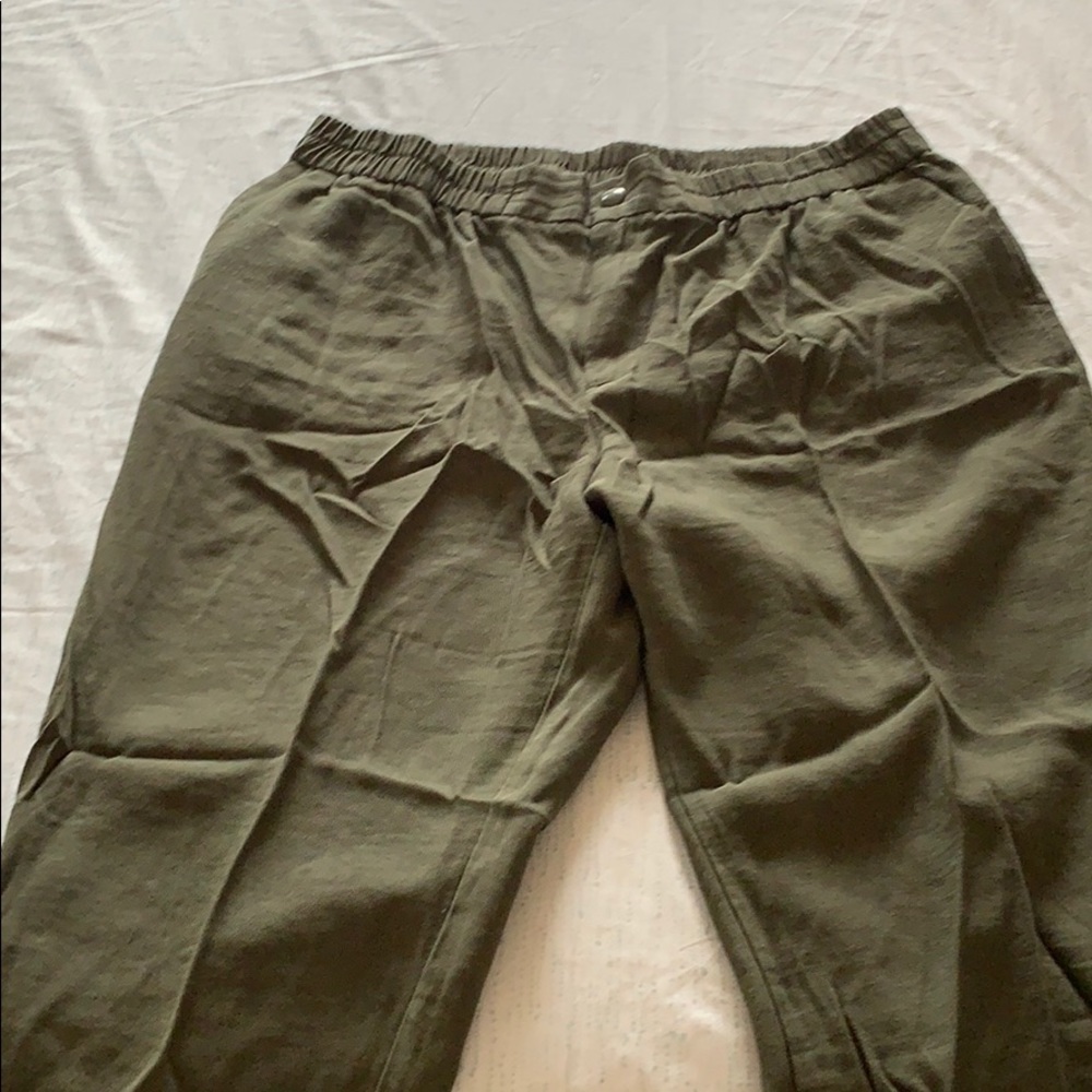 Baggie loose fitting pants